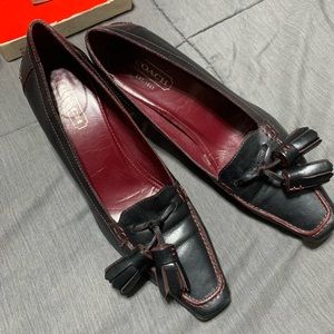 Excellent Coach heels